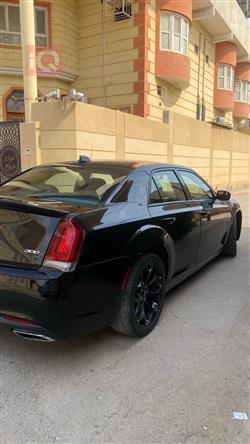 کرایسلەر 300
